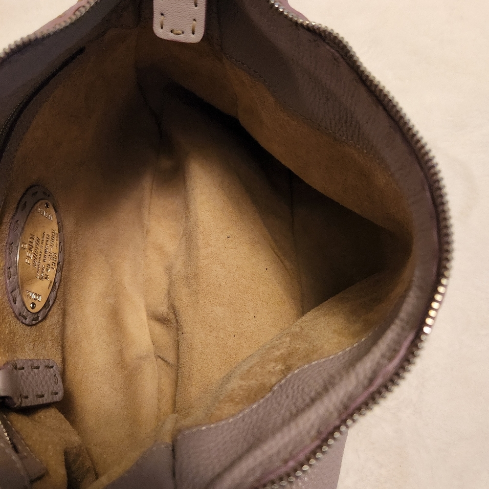 Vintage Fendi Selleria Borsa Lampo bag in Lilla. - Picture 9 of 16